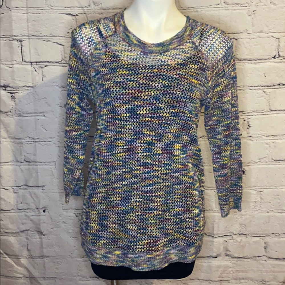 Multicolored woven lightweight sweater